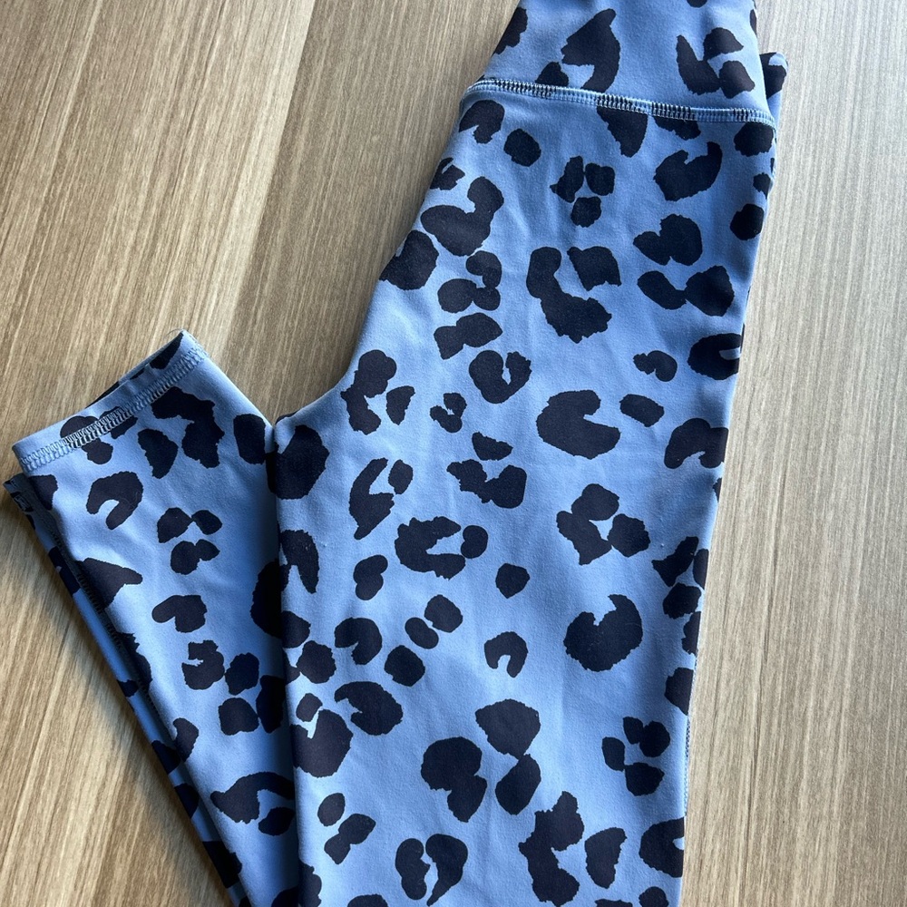 Zella Kids Black and Blue Patterned Leggings